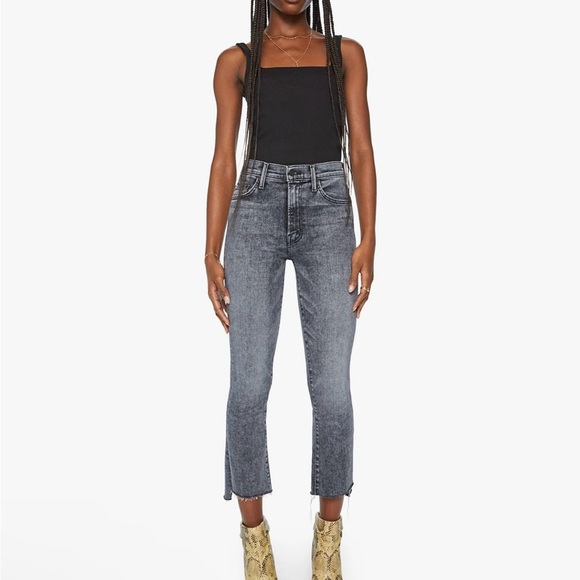 MOTHER The Insider Crop Step Fray in Train Stops Size 25 EUC - Picture 1 of 14